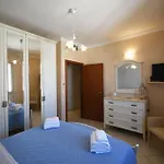 Apartment Divina
