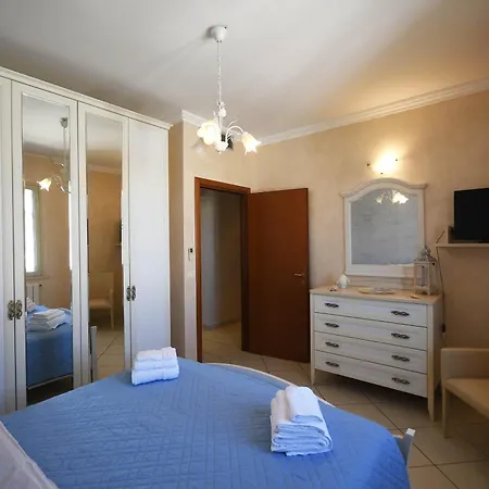 Apartment Divina